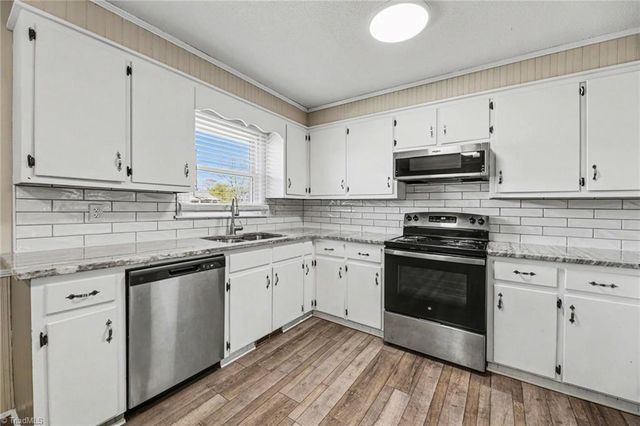 196 Havenwood Drive, Winston-salem, NC 27127