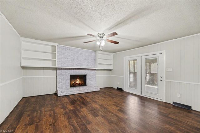 196 Havenwood Drive, Winston-salem, NC 27127