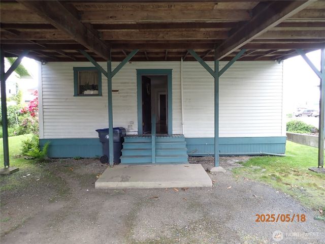 214 W 1st Street, Aberdeen, WA 98520