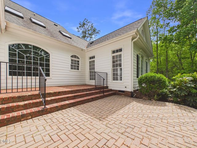 5404 Turtlehead Court, Holly Springs, NC 27540