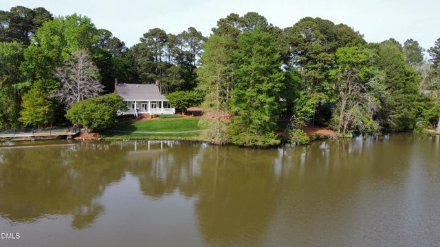 5404 Turtlehead Court, Holly Springs, NC 27540