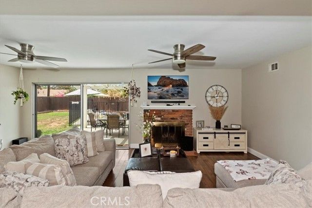 5015 Treehill, Riverside, CA 92507