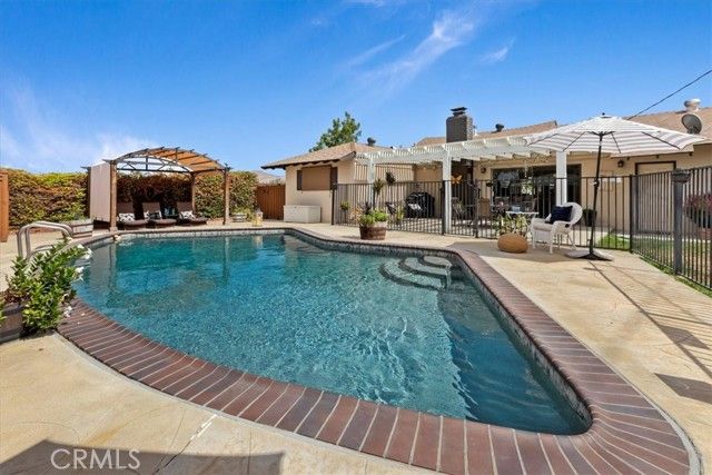 5015 Treehill, Riverside, CA 92507