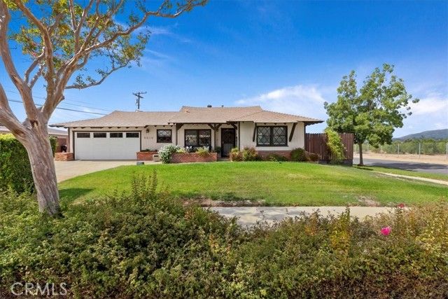 5015 Treehill, Riverside, CA 92507