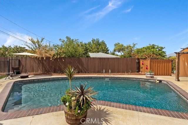 5015 Treehill, Riverside, CA 92507