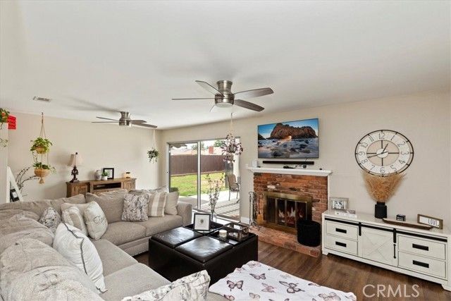 5015 Treehill, Riverside, CA 92507