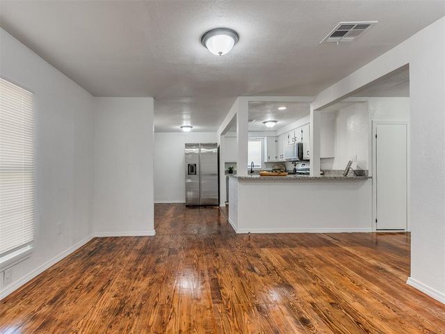 2587 Ridgecrest Drive, Choctaw, OK 73020
