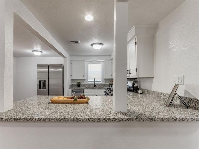 2587 Ridgecrest Drive, Choctaw, OK 73020