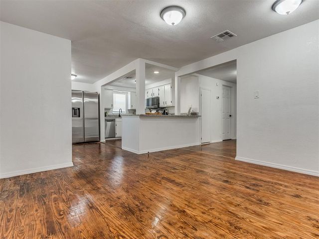 2587 Ridgecrest Drive, Choctaw, OK 73020
