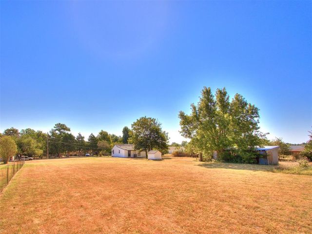 2587 Ridgecrest Drive, Choctaw, OK 73020