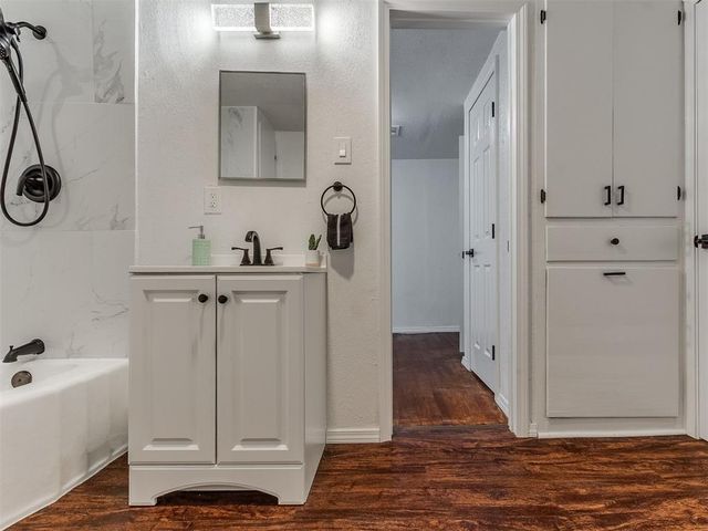 2587 Ridgecrest Drive, Choctaw, OK 73020