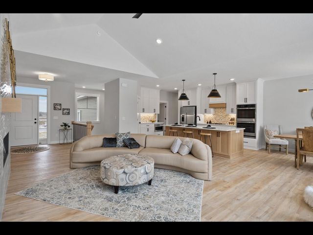 000 Carlson Road S, Cambridge, MN 55008