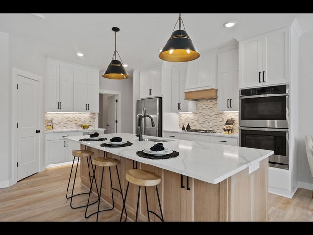 000 Carlson Road S, Cambridge, MN 55008