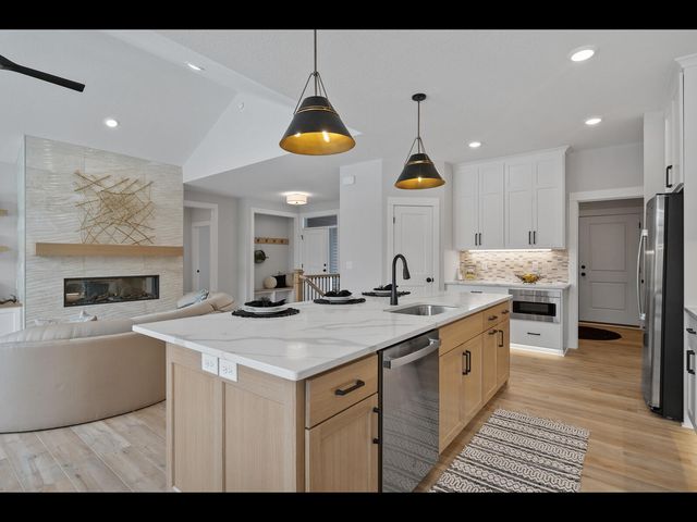 000 Carlson Road S, Cambridge, MN 55008