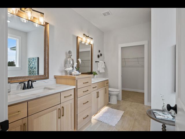 000 Carlson Road S, Cambridge, MN 55008