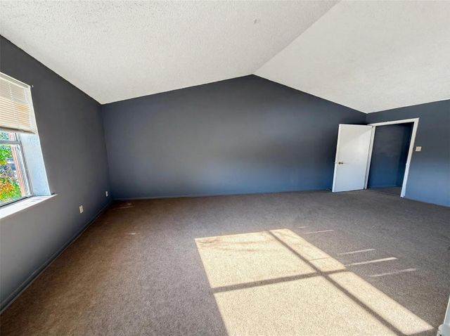 7700 Creekbend Drive 103, Houston, TX 77071