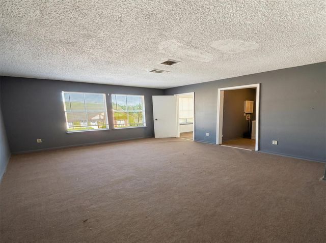 7700 Creekbend Drive 103, Houston, TX 77071