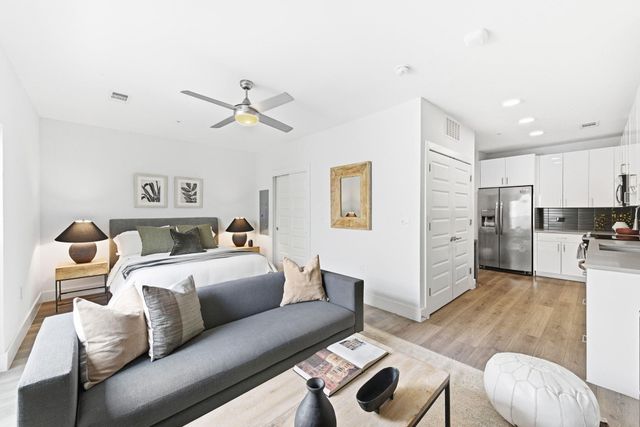 2213 Poquito ST 315, Austin, TX 78722