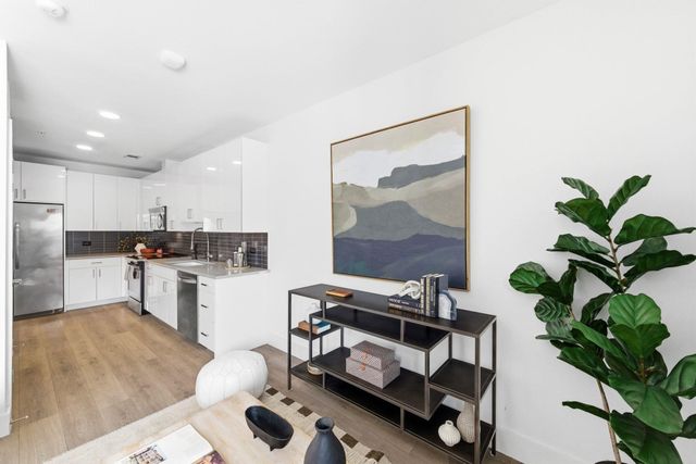 2213 Poquito ST 315, Austin, TX 78722