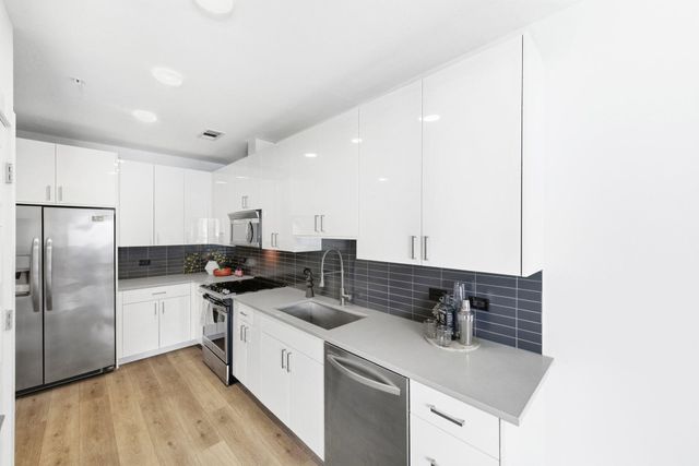 2213 Poquito ST 315, Austin, TX 78722