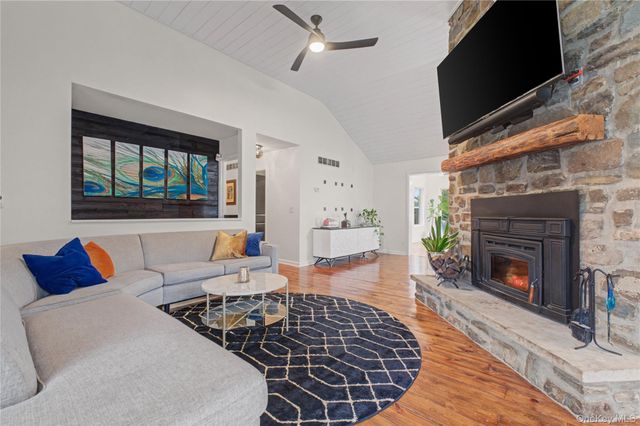115 Sunset Drive, Newburgh, NY 12550