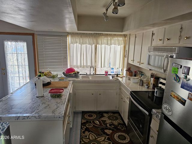 4614 N 19 Avenue, Phoenix, AZ 85015