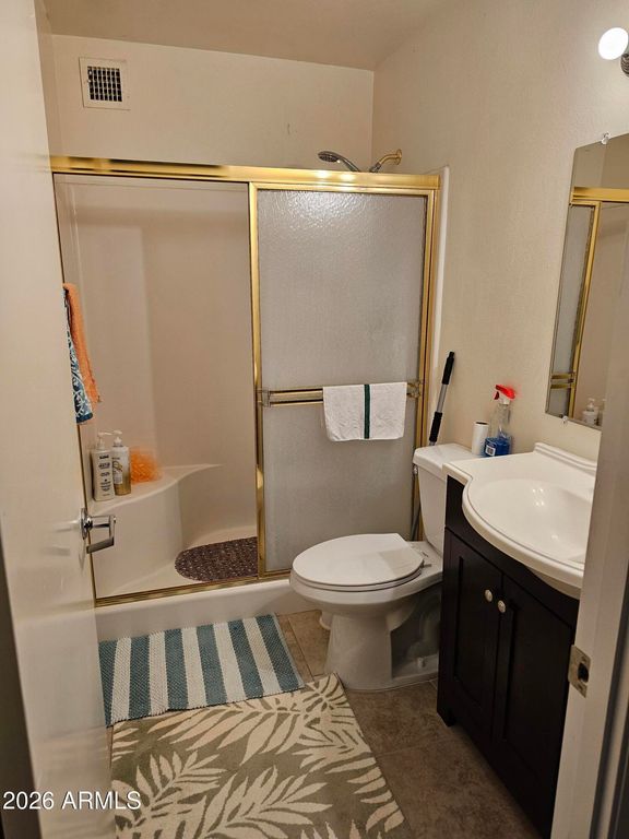 Image 11 of property listing at 4614 N 19 Avenue, Phoenix, AZ 85015