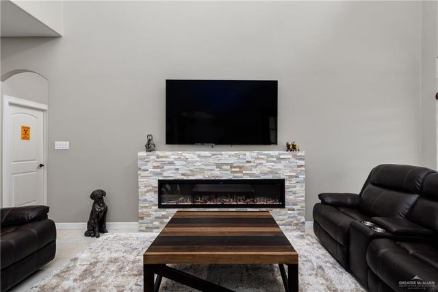 8405 Summerview Court, Harlingen, TX 78552