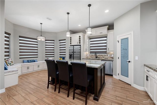 8405 Summerview Court, Harlingen, TX 78552