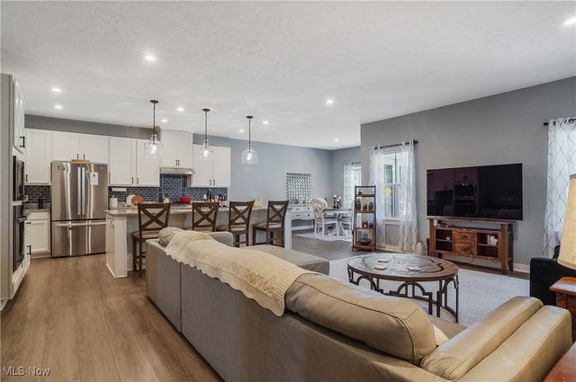 2105 Sugar Maple Drive, Kent, OH 44240