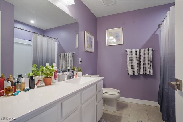 2105 Sugar Maple Drive, Kent, OH 44240