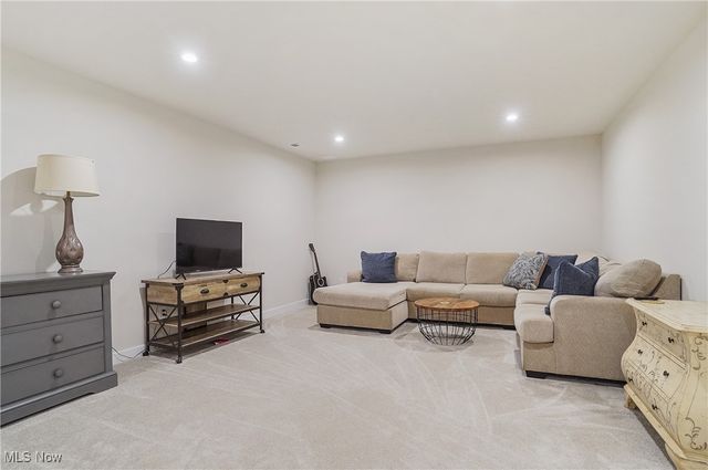 2105 Sugar Maple Drive, Kent, OH 44240