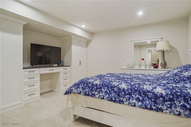 2105 Sugar Maple Drive, Kent, OH 44240