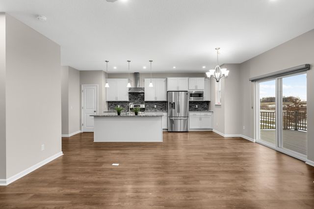 7796 184th Street W, Lakeville, MN 55044