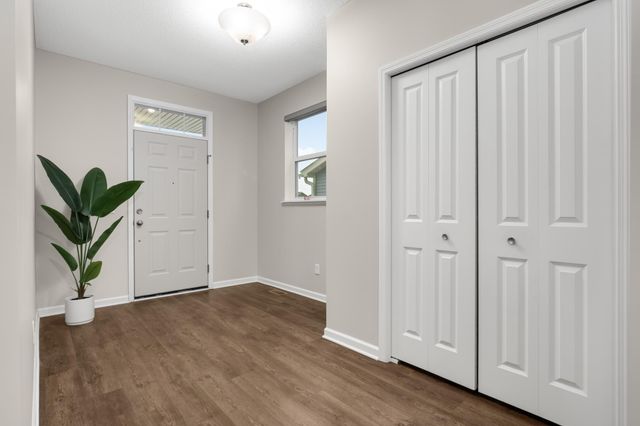 7796 184th Street W, Lakeville, MN 55044