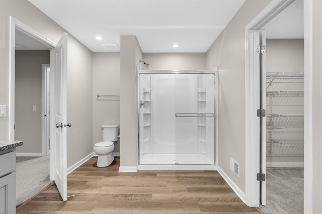 7796 184th Street W, Lakeville, MN 55044