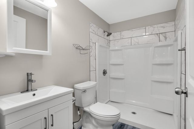 7796 184th Street W, Lakeville, MN 55044