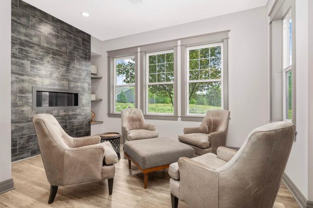 7796 184th Street W, Lakeville, MN 55044