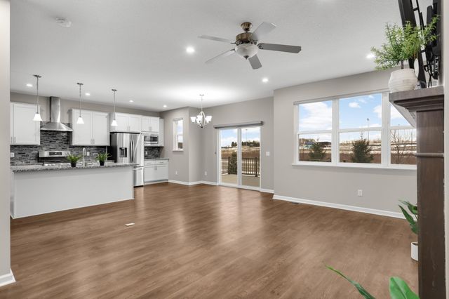 7796 184th Street W, Lakeville, MN 55044