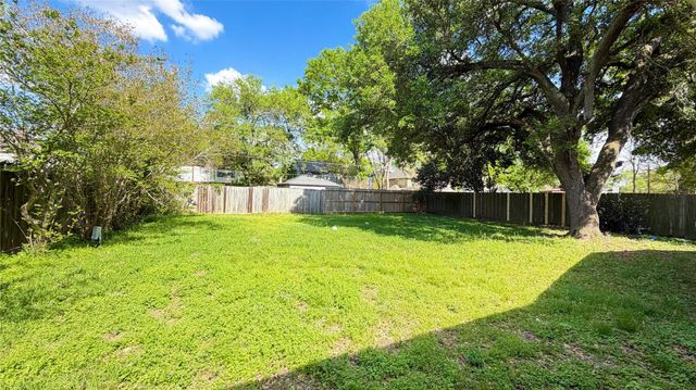 18010 Blundell Drive, Spring, TX 77388