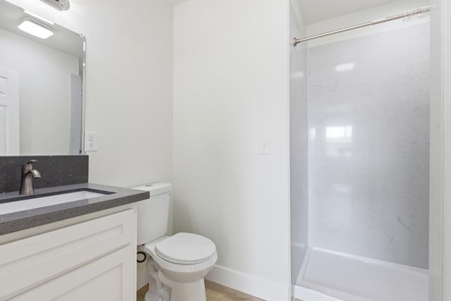 821 Sutter Ave, Modesto, CA 95351