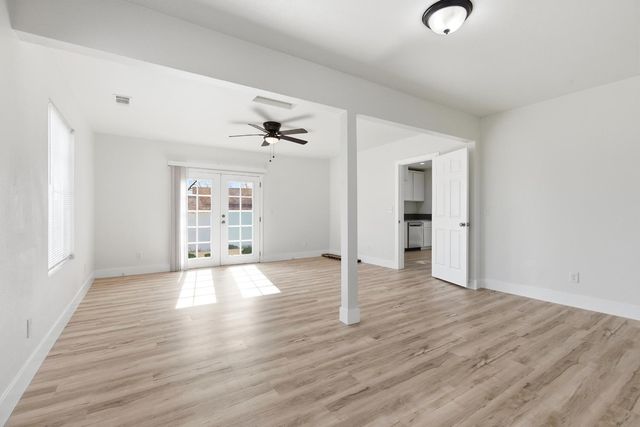 821 Sutter Ave, Modesto, CA 95351