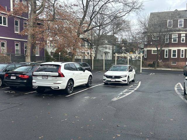 329-1 Harvard Street 1, Cambridge, MA 02139