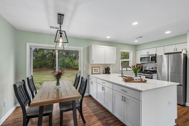 662 Schooner Road, Charleston, SC 29412