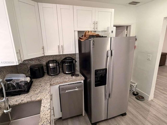 2920 SW 15th St, Miami, FL 33145