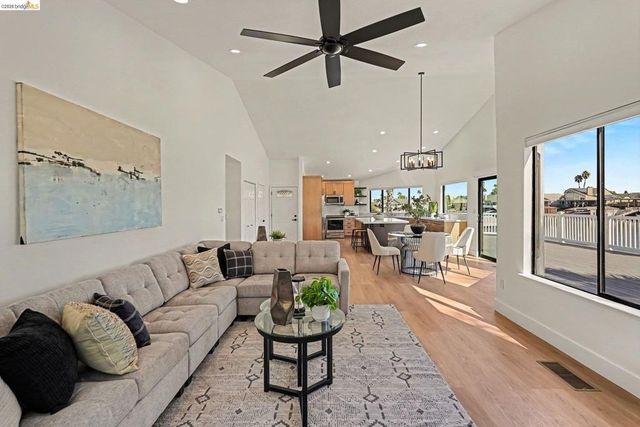 1820 Surfside Ct, Discovery Bay, CA 94505