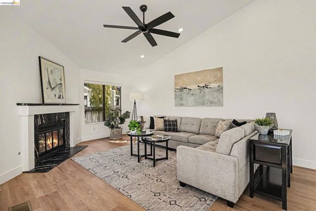 1820 Surfside Ct, Discovery Bay, CA 94505