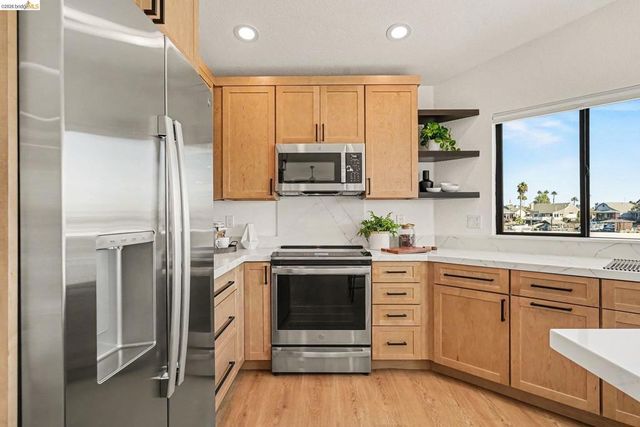 1820 Surfside Ct, Discovery Bay, CA 94505