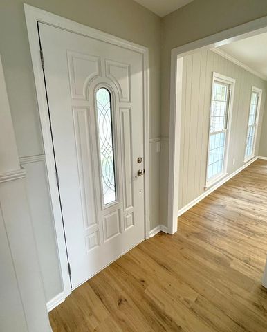 202 Candace St., Dothan, AL 36301