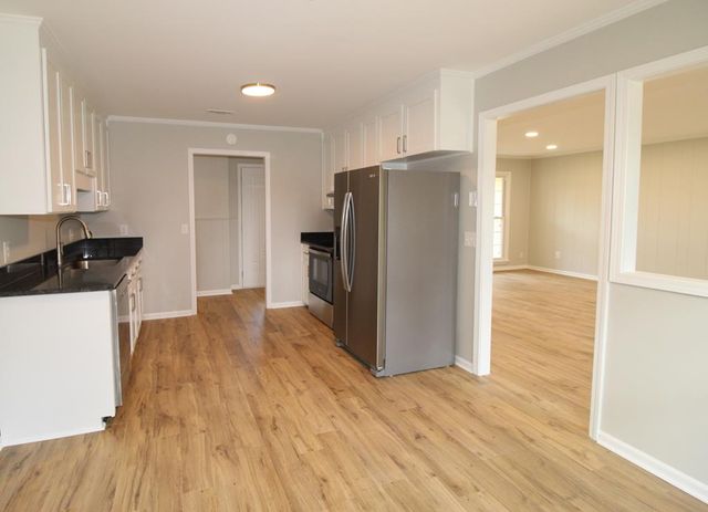 202 Candace St., Dothan, AL 36301